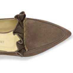 Flats-Sarah Flint Gudel