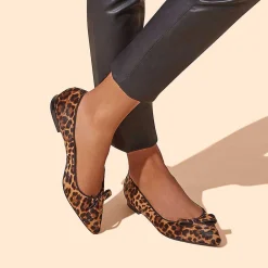 Flats-Sarah Flint Natalie