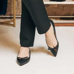 Flats-Sarah Flint Natalie