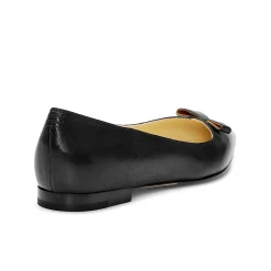 Flats-Sarah Flint Natalie
